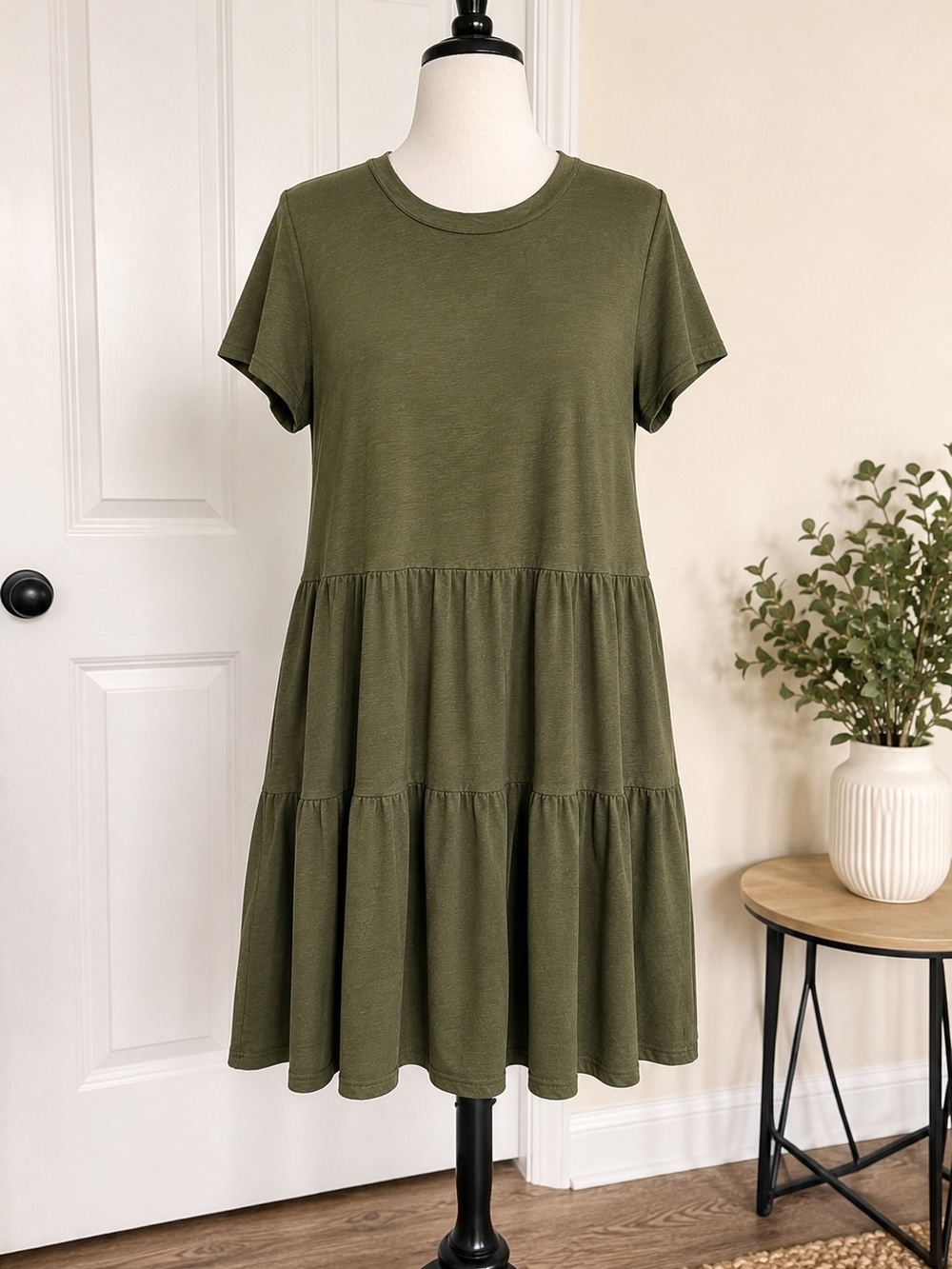 GAUDIE Olive Green Tiered T-Shirt Dress Large Pockets Casual
